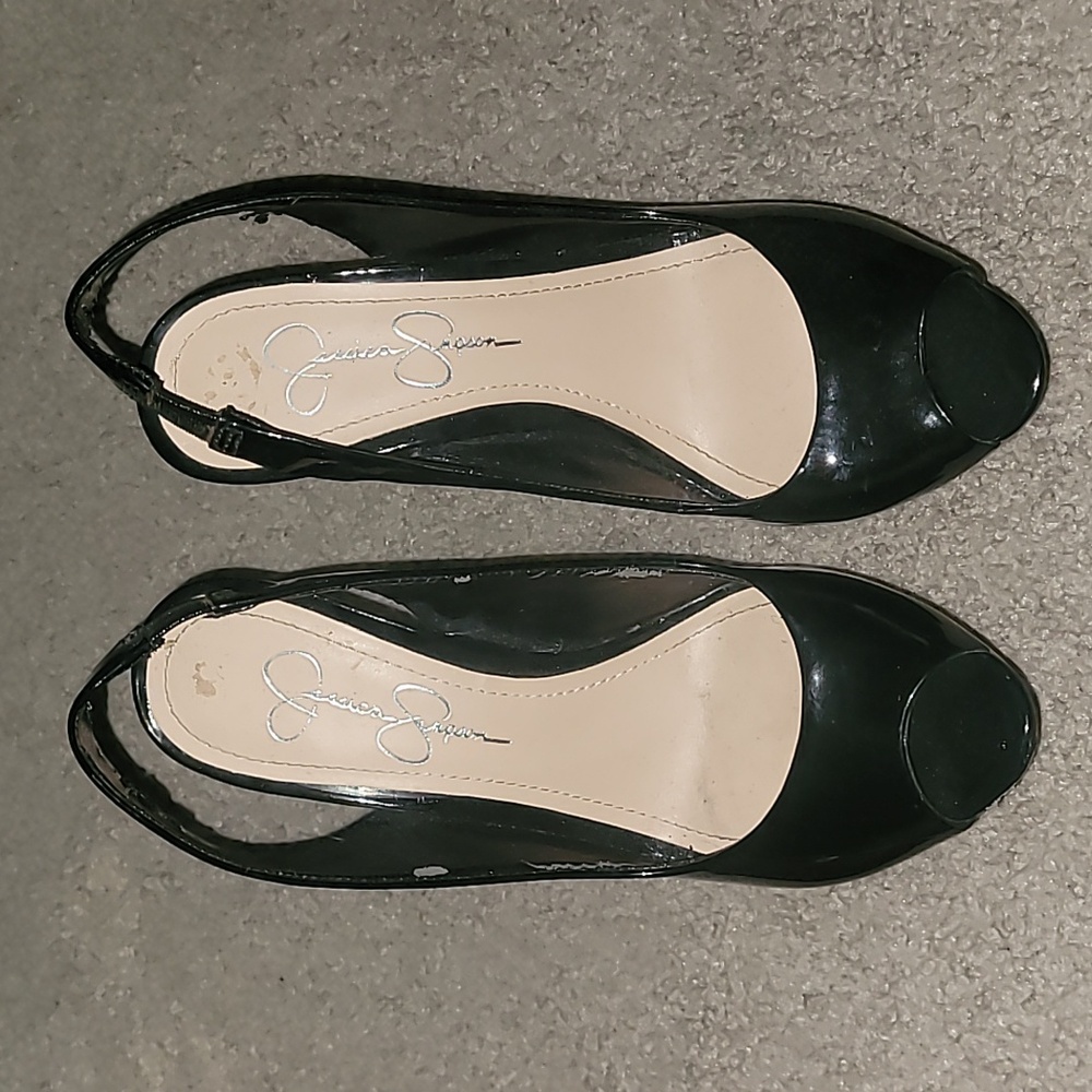 Jessica Simpson Platform pumps